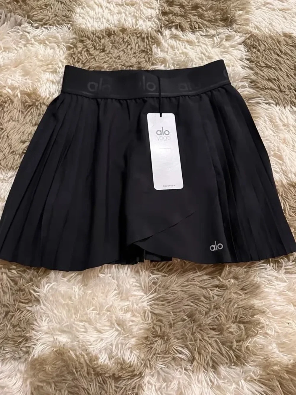 ALO Yoga Black Pleated Mini Skort